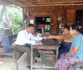 ၀မ်းတွင်းမြို့နယ် ကျောင်းကုန်းကျေးရွာတွင် ချေးငွေကောက်ခံသည့် အစည်းအဝေးဆောင်ရွက်နေခြင်း